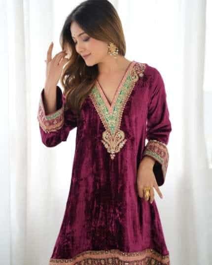 GHAZAL VELVET KURTA SET